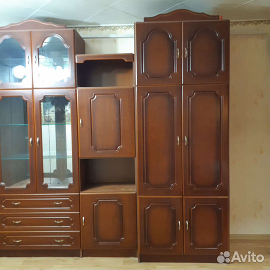 Мебельная стенка бу
