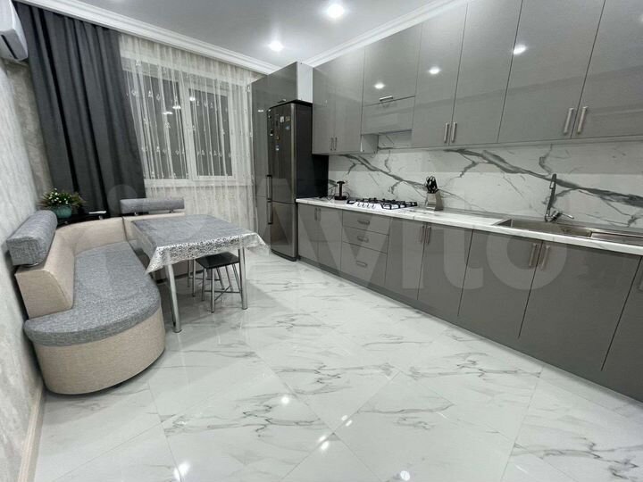 2-к. квартира, 72 м², 5/9 эт.