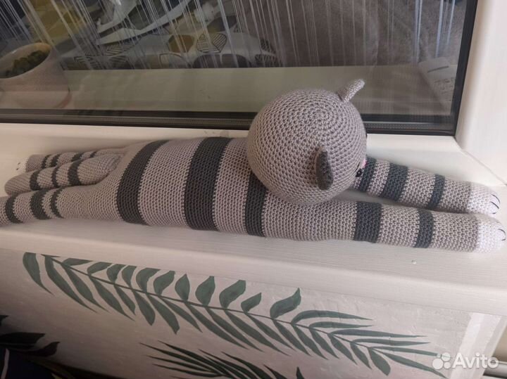 Вязаный кот