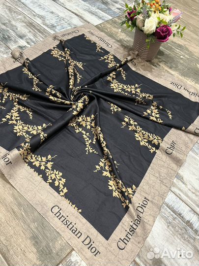 Шерстяной платок Dior черный двухсторонний мягкий