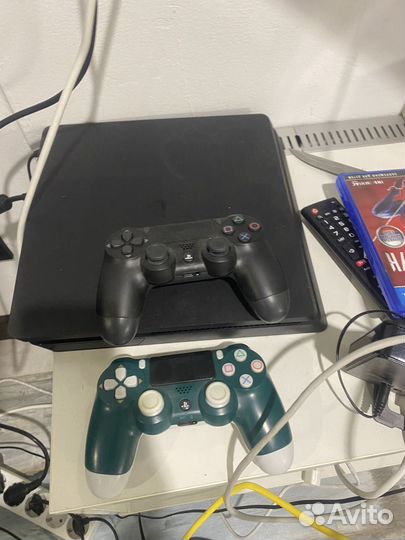 Sony PS4 slim 500
