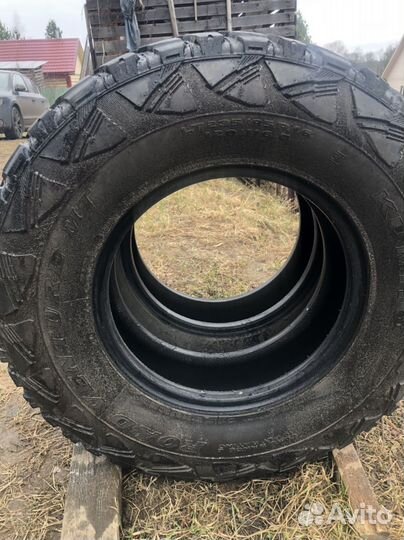 Kumho Road Venture M/T KL71 235/85 R16