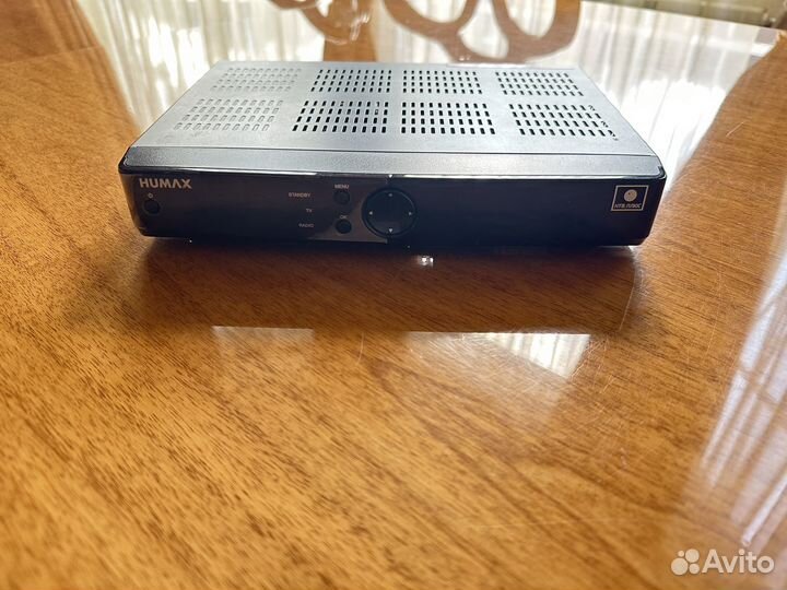 Спутниковый ресивер Humax