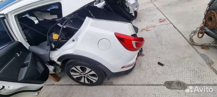 Крыло заднее левое правое KIA Sportage Sl