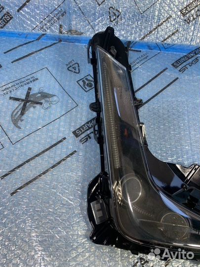 Стекло противотуманной фары Lexus Lx570 2015