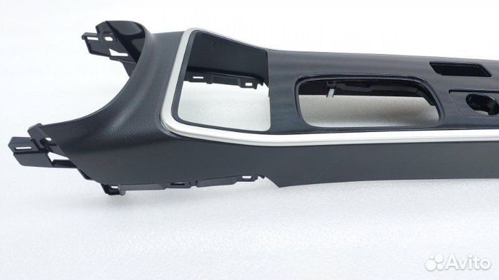 Б/У Б/У Накладка консоли Состояние отличное