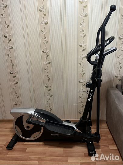Эллиптический тренажер