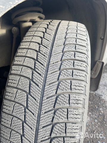 Michelin X-Ice XI3 215/60 R17 96T