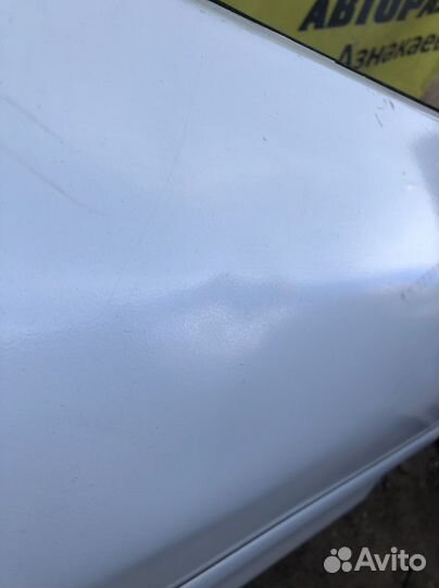 Передняя левая дверь Ford Mondeo 2