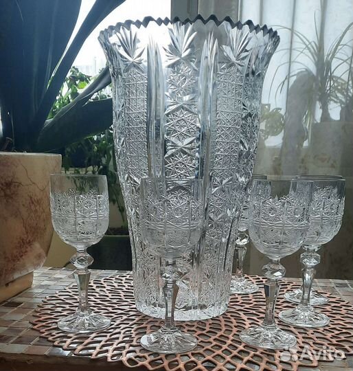 Ваза хрусталь и фужеры чехия