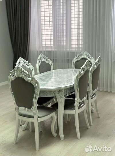 Стол в гостиную \ оплата при получении