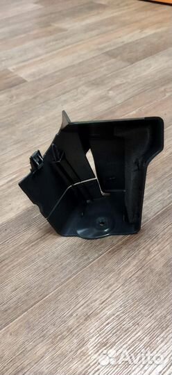 Направляющая ремня безопасности задняя левая Volvo