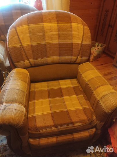 Диван и 2 кресла