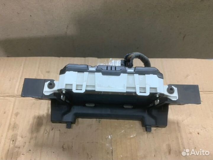 Дисплей информационный Ford Focus 3 хетчбэк 1.6