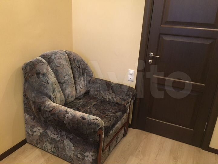 Комната 11 м² в 4-к., 8/9 эт.