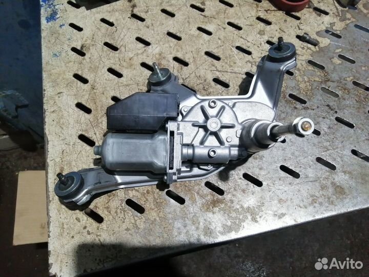 Мотор заднего стеклоочистителя Toyota RAV4 XA50