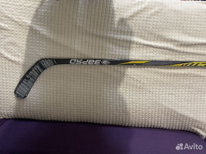 Клюшка хоккейная