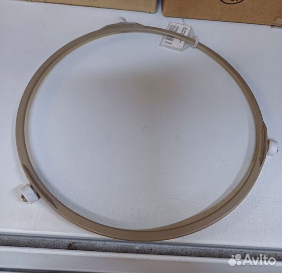 Держатель тарелки микроволновой печи MCW912UN