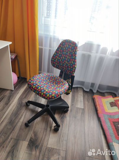 Компьютерное кресло