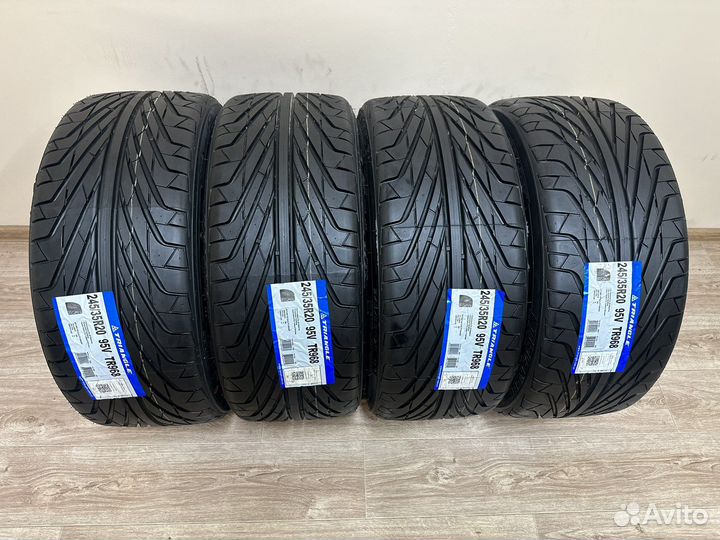 Triangle TR968 245/35 R20 99Y