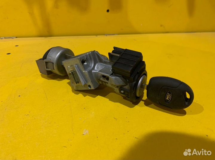 Замок зажигания Ford Focus 2 2004-2008