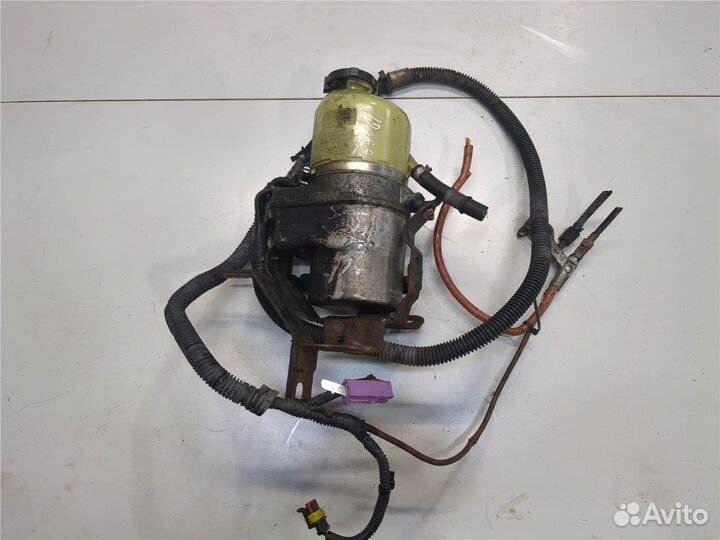 Насос усилителя руля Opel Zafira A, 1999