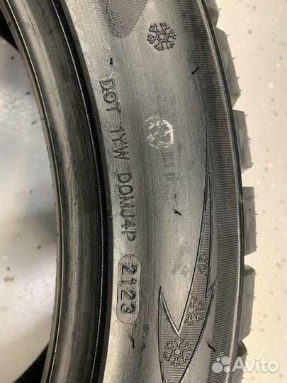 Tri Ace Snow White II 285/45 R22 и 325/35 R22 114H