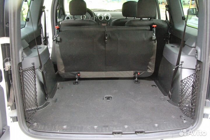 Накладки ковролина на заднюю арку Ларгус 7 мест