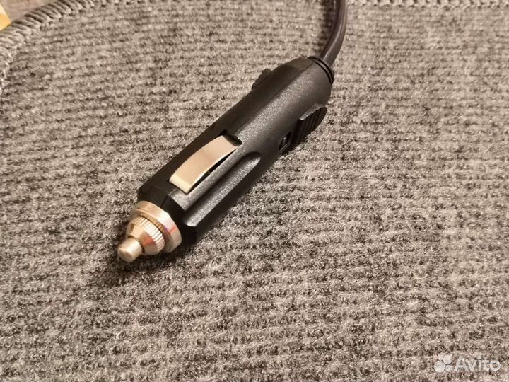 Электроподогреватель для сиденья авто 12В