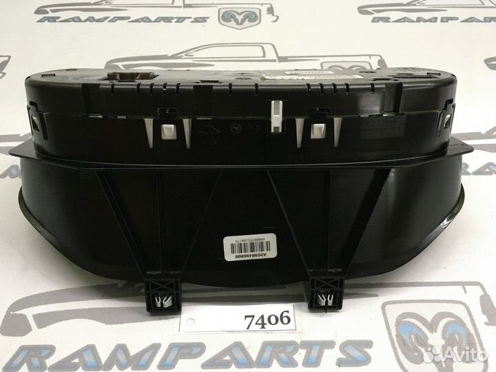 Щиток приборов