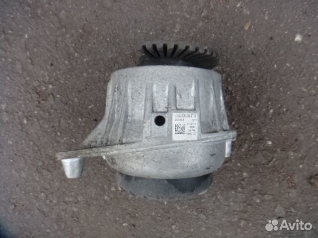 Подушка двс правая Mercedes C-Class C205 274.920