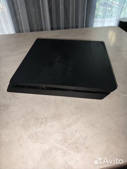 Игровая приставка ps4 slim 1tb