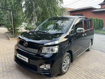 Toyota Voxy 2.0 CVT, 2011, 131 000 км, с пробегом, цена 580 000 руб.