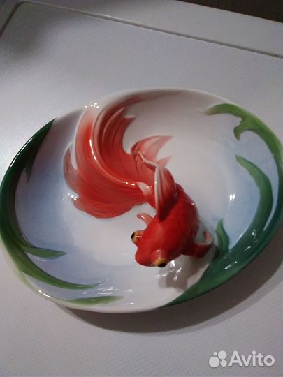 Фарфор Золотая рыбка 17*13см. Тарелка для 9 яиц