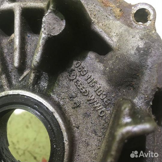 Насос масляный Ауди 80 90 Б3