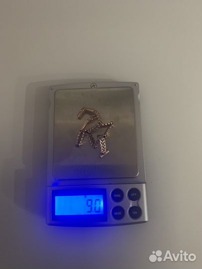 Золотой браслет для женских часов