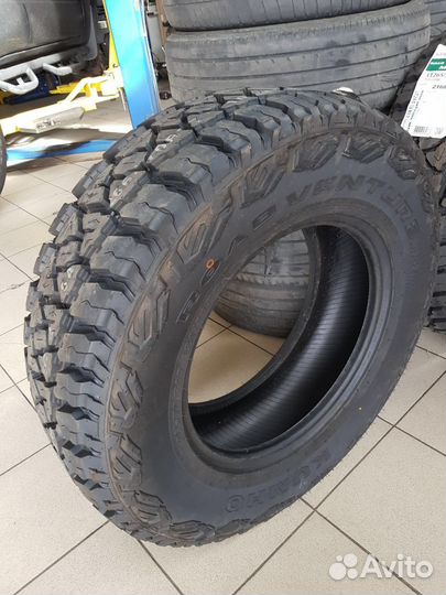 Kumho Road Venture MT51 235/75 R15