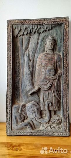 Будда со слоном. Камбоджа