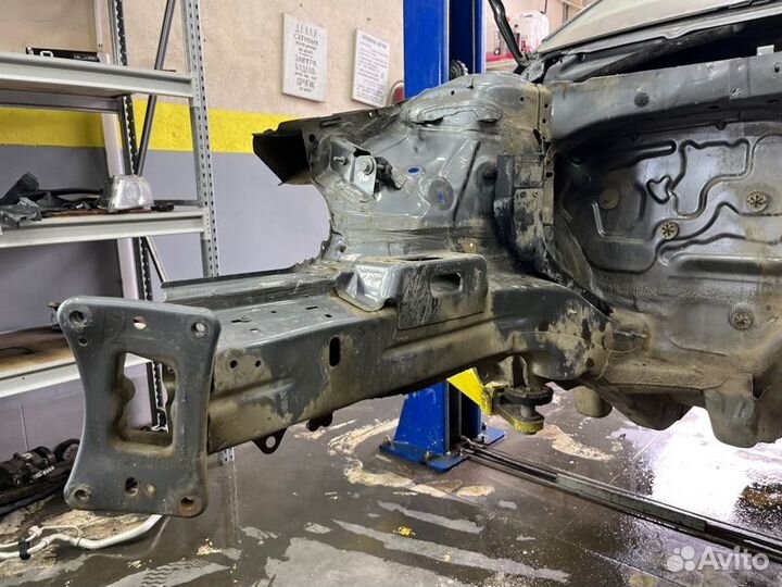 Четверть передняя правая лонжерон передний правый