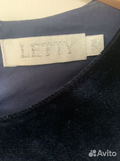 Платье нарядное на девочку 140 146