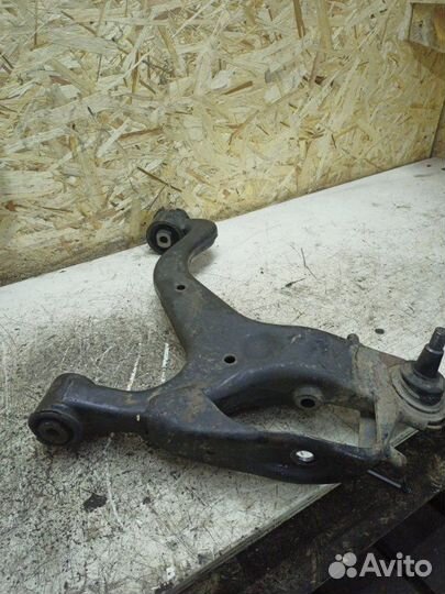 Рычаг подвески передний правый Land Rover