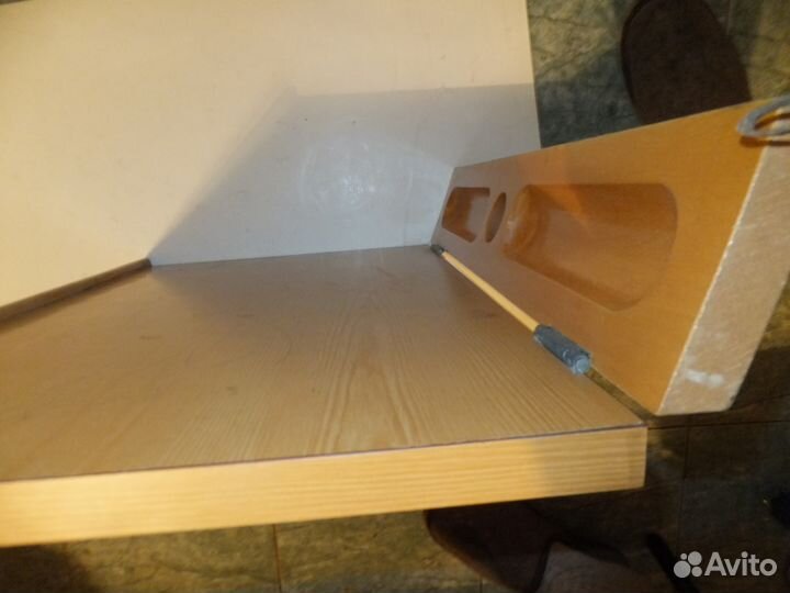 Столик для школьника