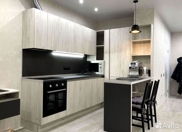 Кухня в потолок на заказ