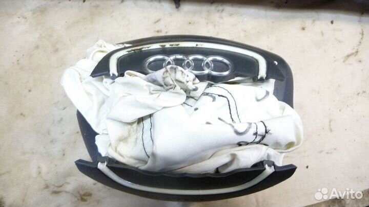 Руль Ауди А8 Д4