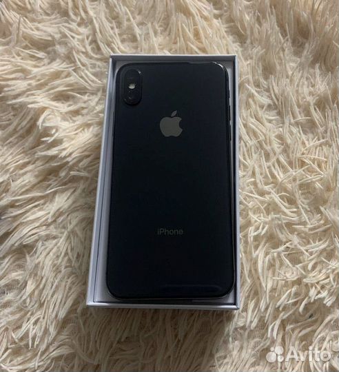 iPhone X, 64 ГБ