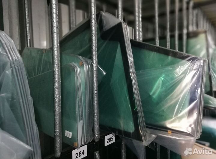 Стекло лобовое левое нижнее Dynopac