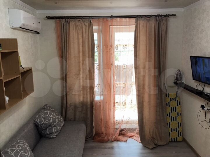 Комната 15 м² в 1-к., 1/2 эт.