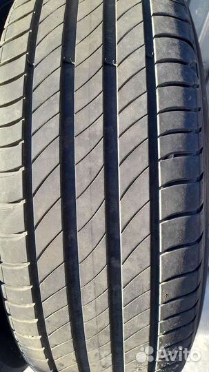 Michelin Primacy 4 215/60 R17