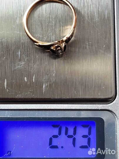 Кольцо 585 с природным бриллиантом Тюльпан