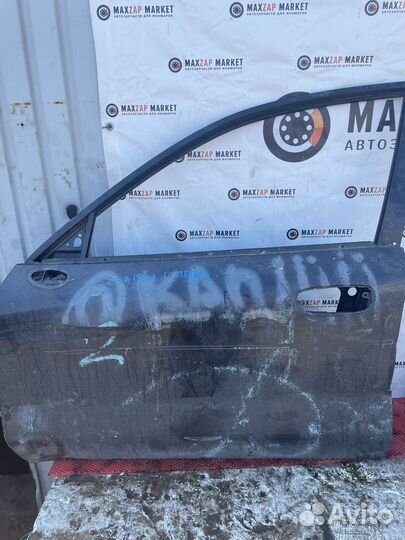 Дверь передняя левая mitsubishi carisma 1998